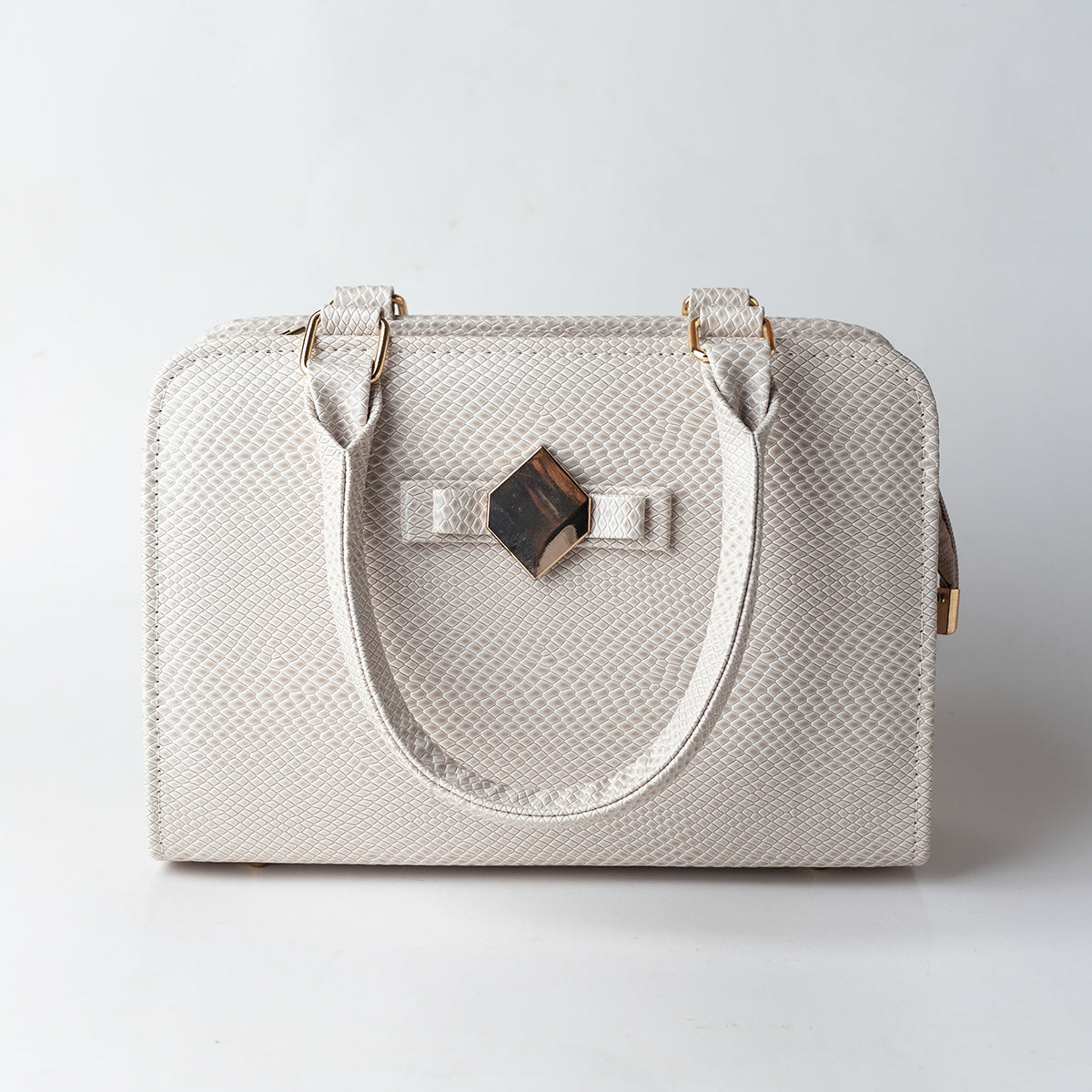 Chic Textured Bag Graceful White